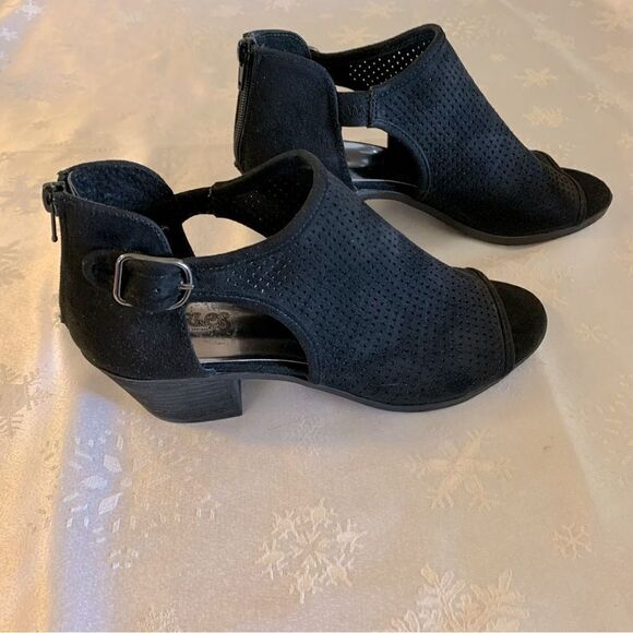 Carlos Santana Peep Toe Boots Laser Cut Vegan Leather Sz 8.5 Gorgeous Boho - Picture 3 of 7